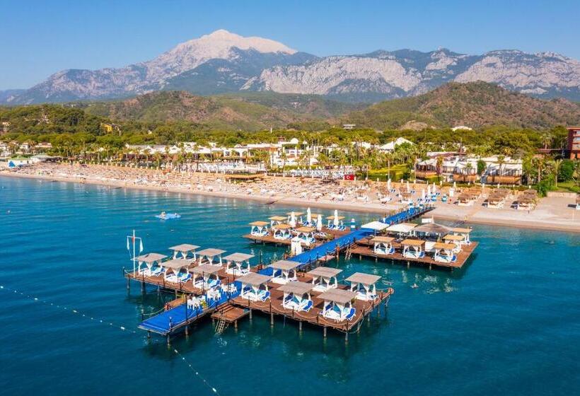 هتل Emelda Sun Club