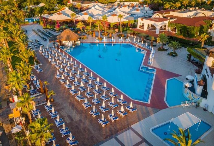 هتل Emelda Sun Club