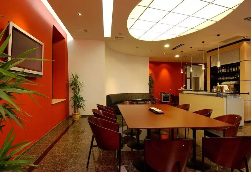 ホテル Garden Suites Umag Plava Laguna