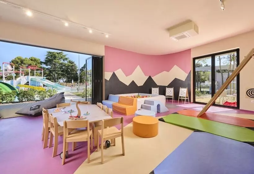 ホテル Garden Suites Umag Plava Laguna