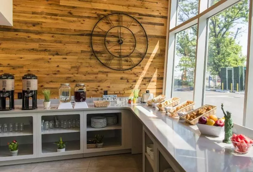 ホテル Ibis Styles New York Laguardia Airport