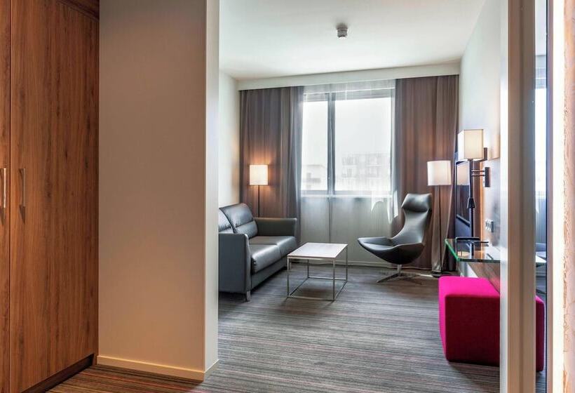 酒店 Moxy Milan Linate Airport