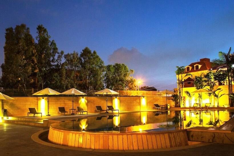 هتل The Rooms Boutique