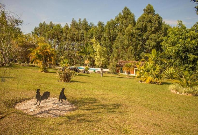 ホテル Verdes Em Cantos Pousada