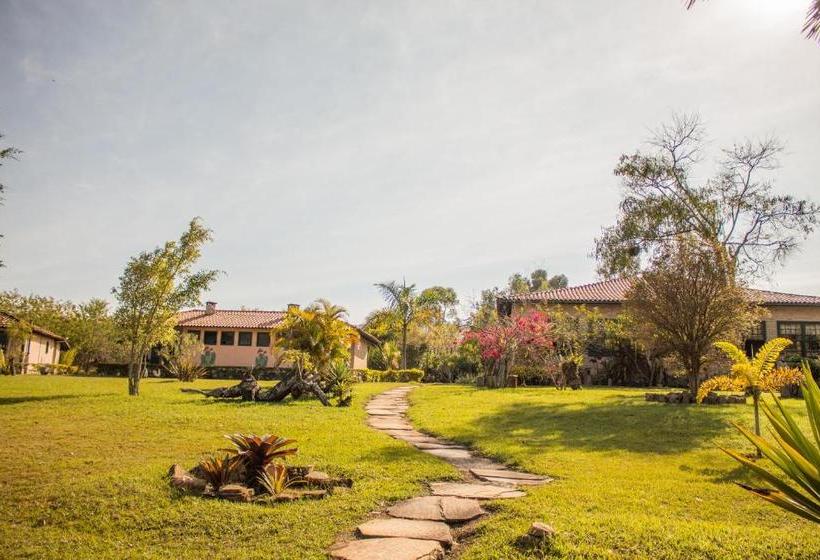 ホテル Verdes Em Cantos Pousada