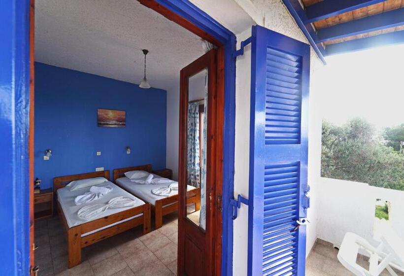 בית מלון כפרי White Rock Apartments