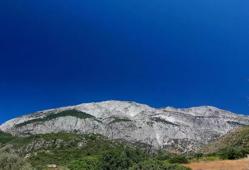 Hotelli White Rock Apartments