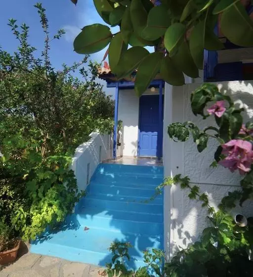 Hotelli White Rock Apartments