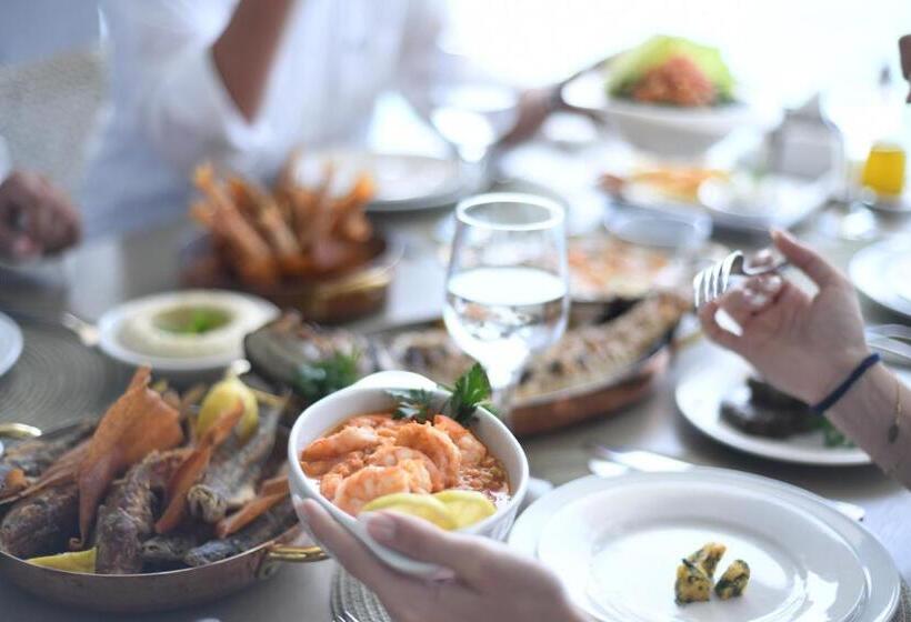 Miramar Hotel Resort And Spa