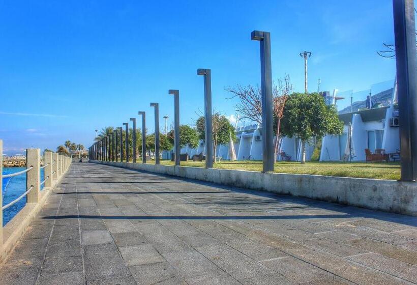 Miramar Hotel Resort And Spa