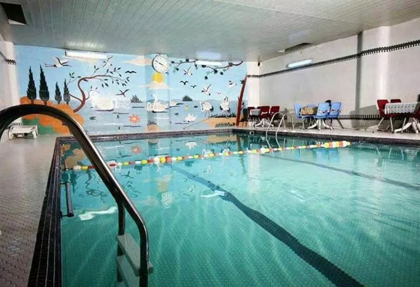 Pars Apartment Hotel
