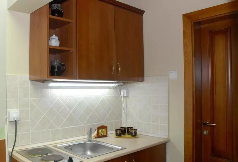 Aamiaismajoitus (B&B) Angyal Panzió