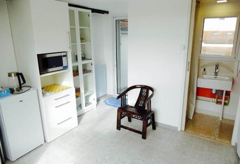 مبيت وإفطار Chalet De Paris