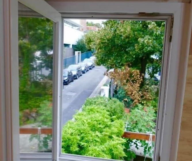 مبيت وإفطار Chalet De Paris