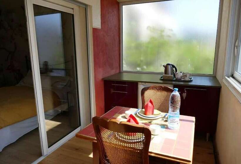 مبيت وإفطار Chalet De Paris