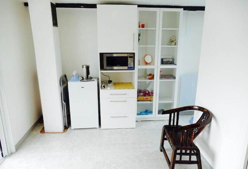 مبيت وإفطار Chalet De Paris