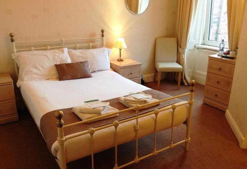 مبيت وإفطار Glencairn Villa