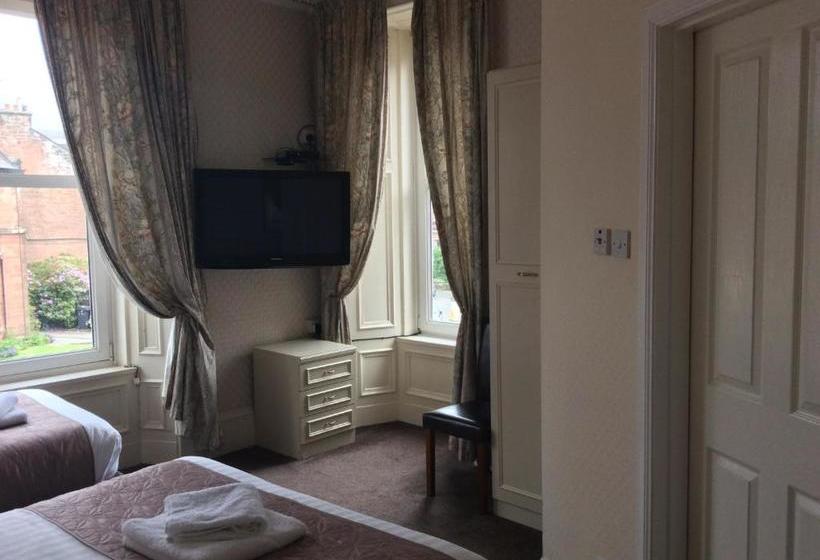 مبيت وإفطار Glencairn Villa