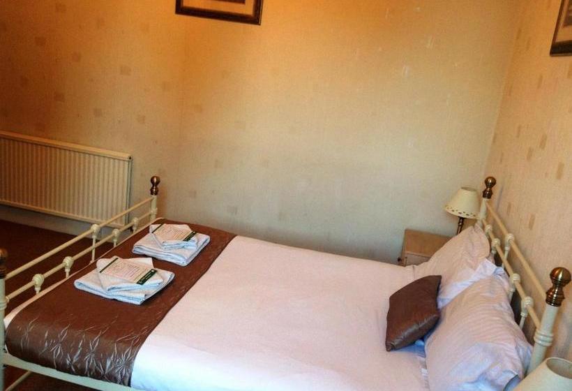 مبيت وإفطار Glencairn Villa