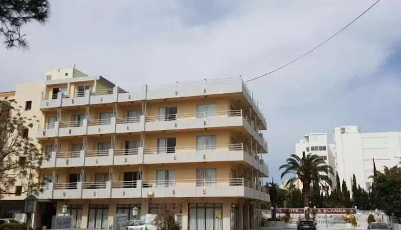 Hotelli Bj Bei Juan Hostal