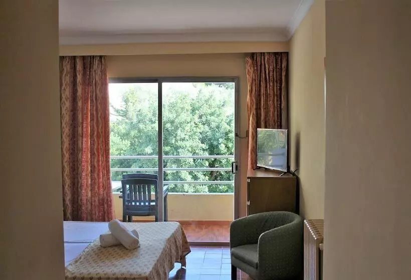 Hotelli Bj Bei Juan Hostal