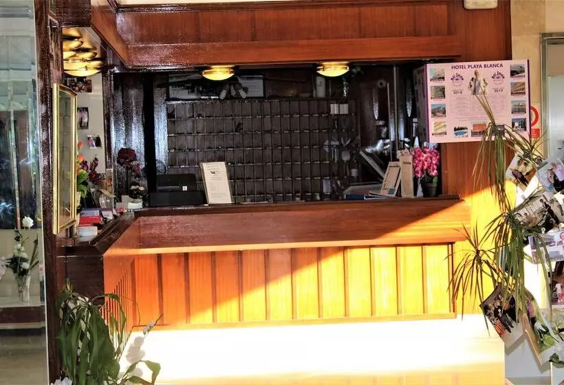 Hotelli Bj Bei Juan Hostal