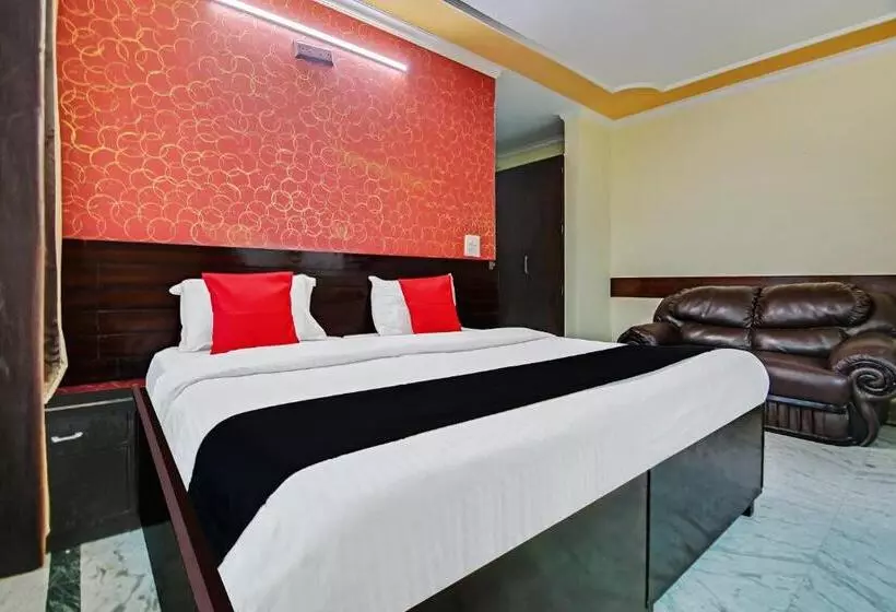 ホテル Super Capital O Tipsyy Near Aravali Biodiversity Park