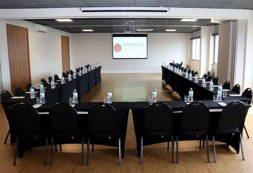 ホテル Laghetto Stilo Higienopolis