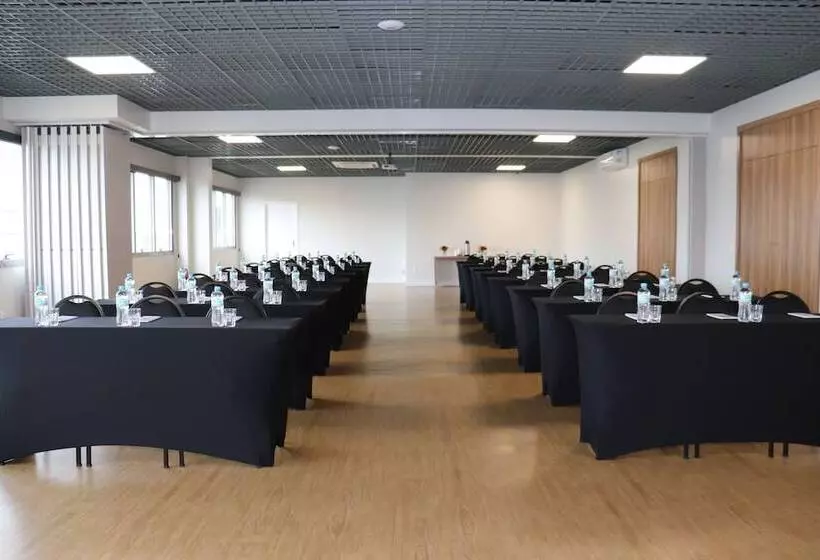 ホテル Laghetto Stilo Higienopolis