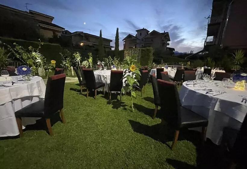 Hotelli Le Ceramiche