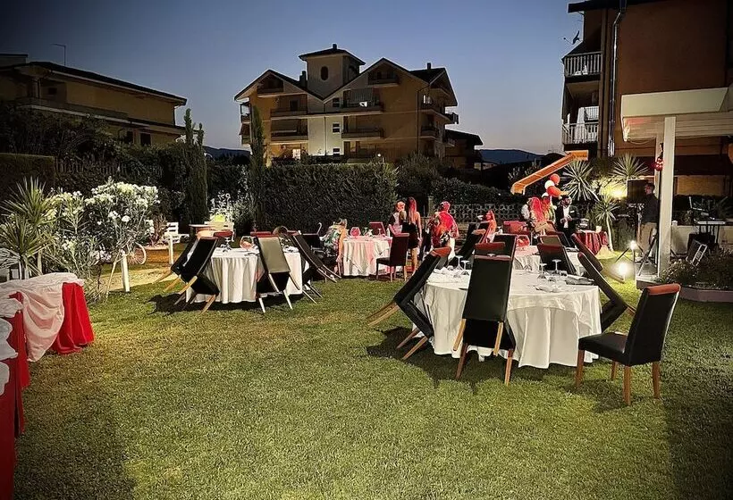 Hotelli Le Ceramiche