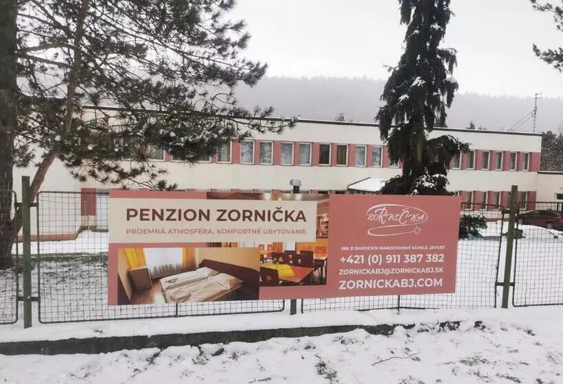 Hotelli Penzion Zornicka