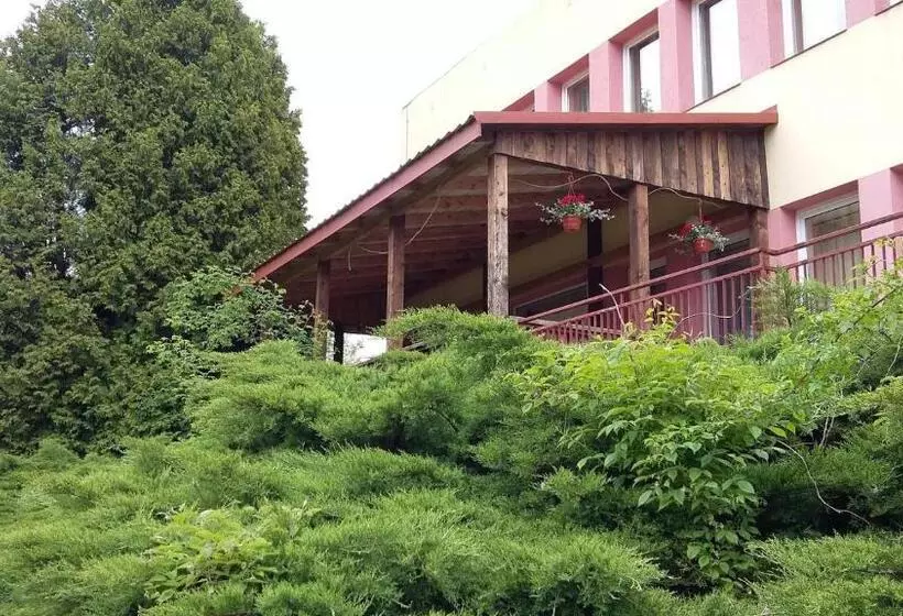 Hotelli Penzion Zornicka