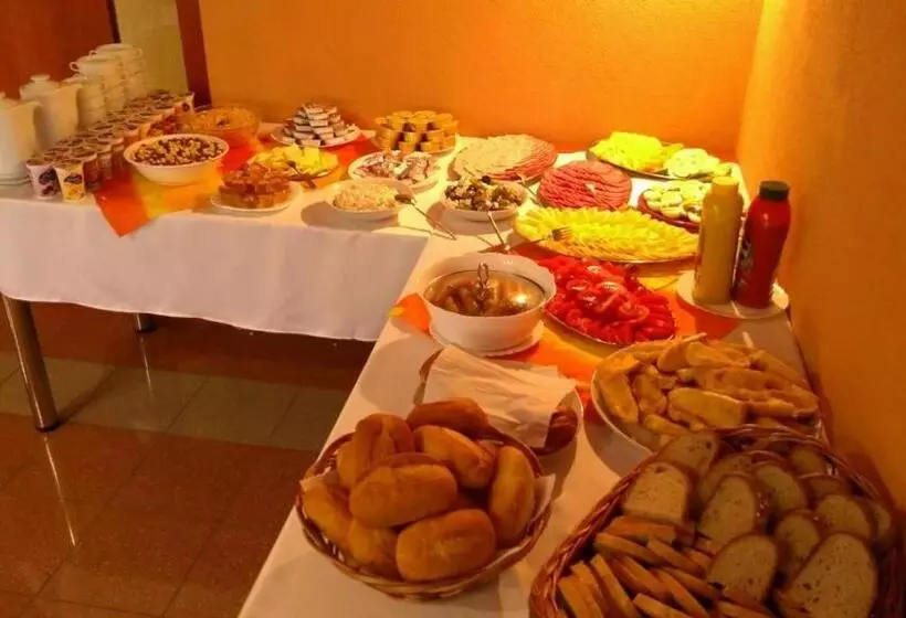 Hotelli Penzion Zornicka