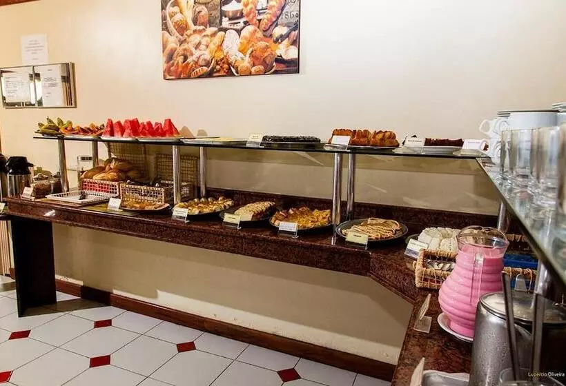 ホテル Pousada Raisis