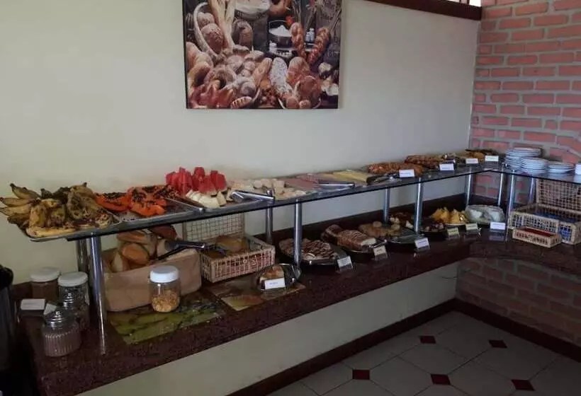 ホテル Pousada Raisis