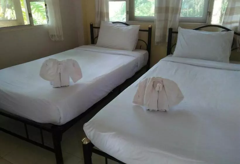 Petch Rim Tan Resort
