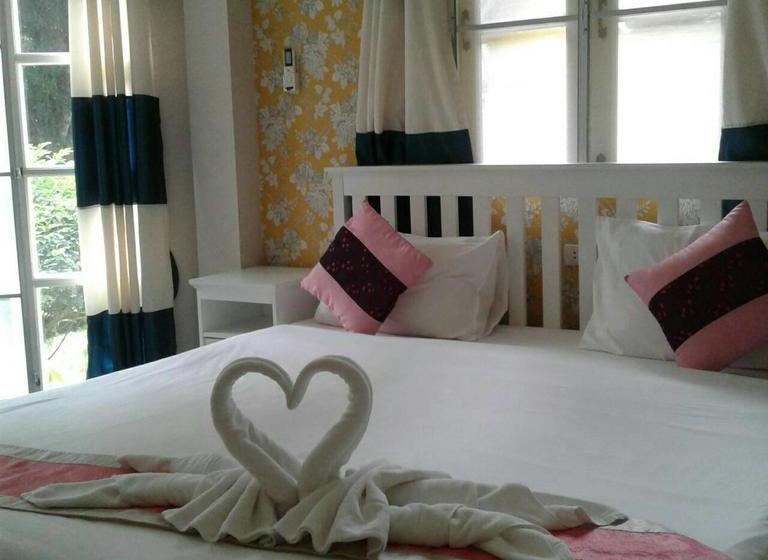 Petch Rim Tan Resort