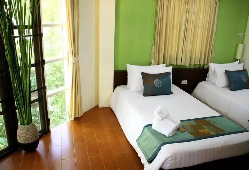 Petch Rim Tan Resort