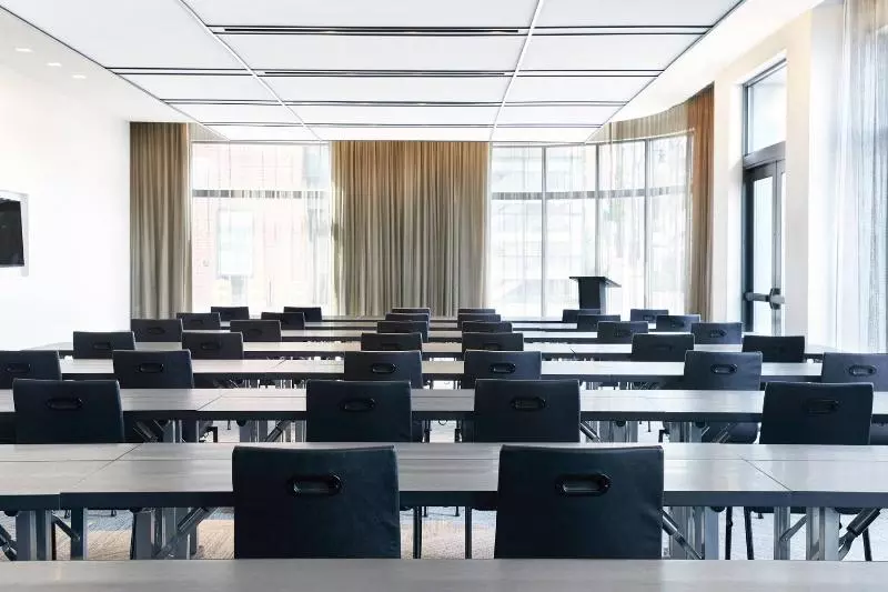 Ac Hotel By Marriott Portland Downtown/waterfront, Me