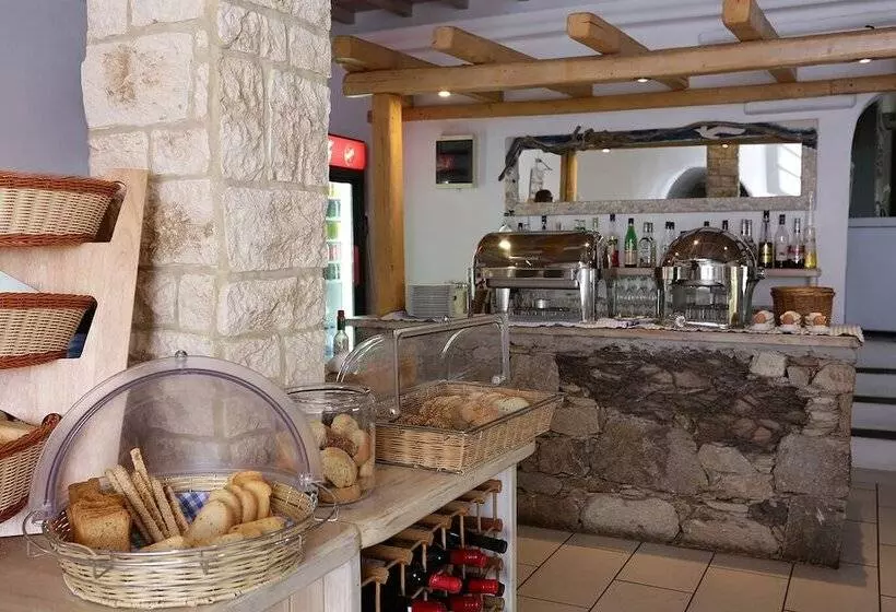 Hotelli Albatros Club Mykonos