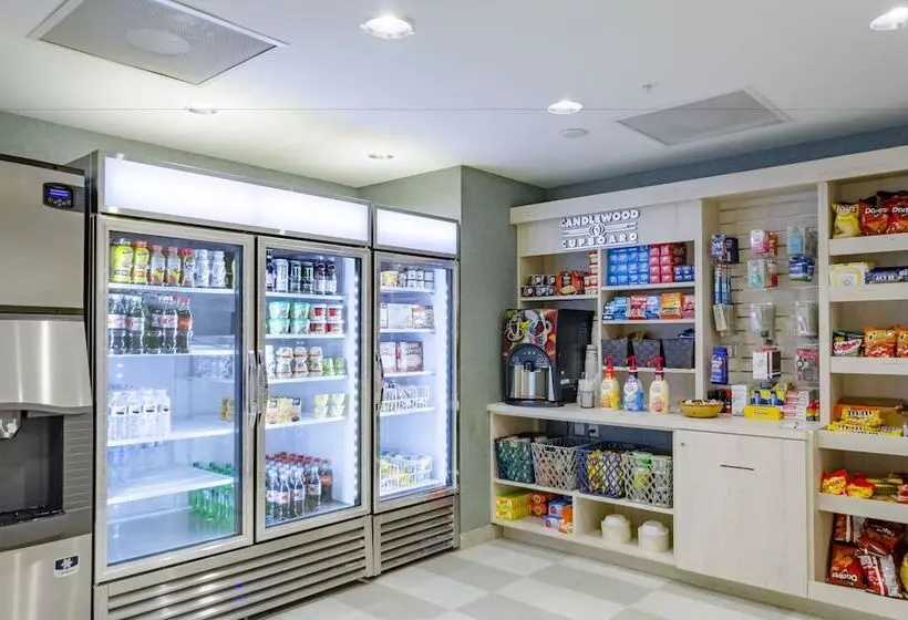 Hotelli Candlewood Suites Miami Intl Airport   36th St, An Ihg