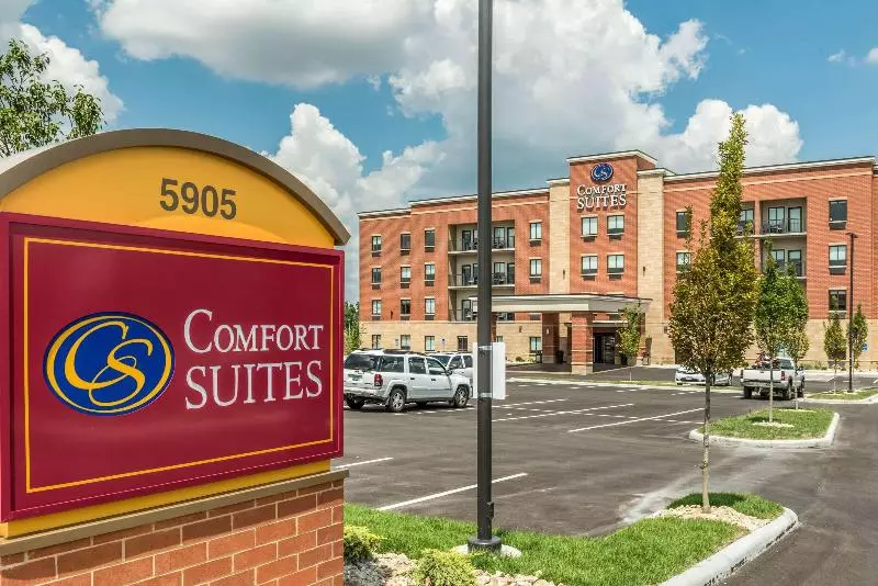 ホテル Comfort Suites Florence  Cincinnati South