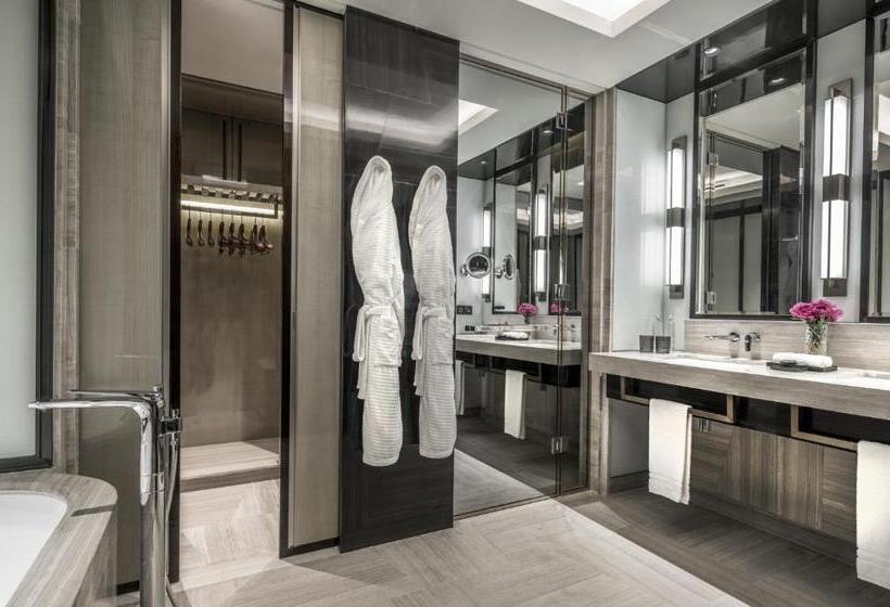 Four Seasons Hotel Kuala Lumpur