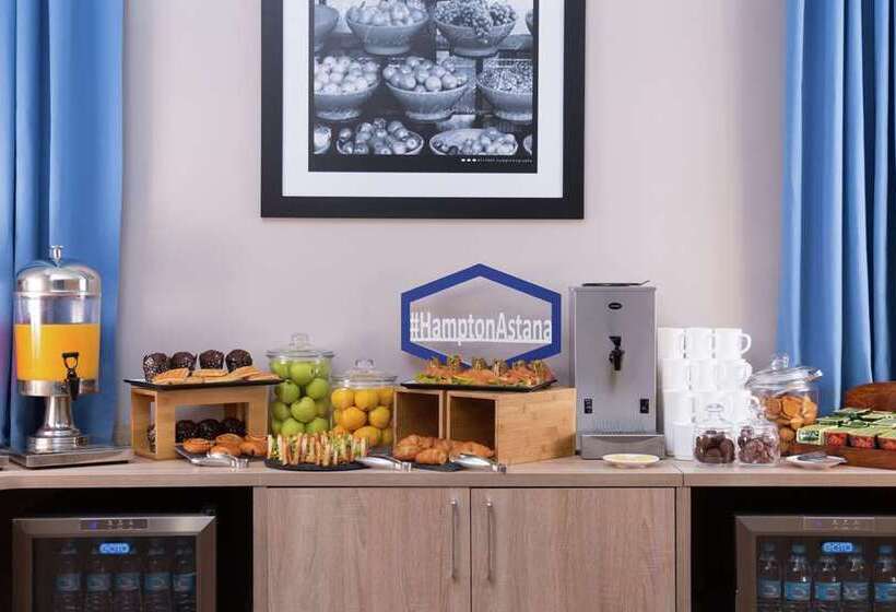 هتل Hampton By Hilton Astana Triumphal Arch