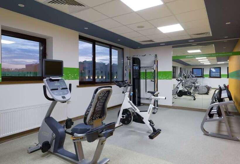 هتل Hampton By Hilton Astana Triumphal Arch