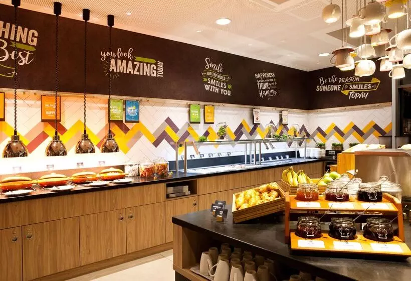 ホテル Hampton By Hilton Dortmund Phoenix See