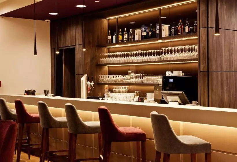 ホテル Hampton By Hilton Dortmund Phoenix See