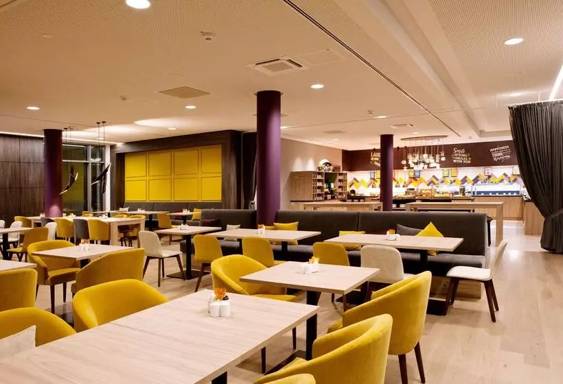 ホテル Hampton By Hilton Dortmund Phoenix See