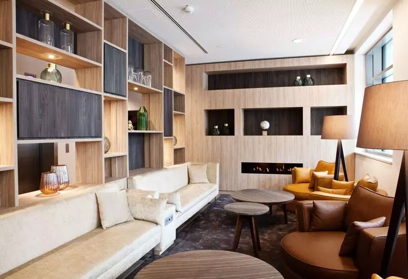 ホテル Hampton By Hilton Dortmund Phoenix See